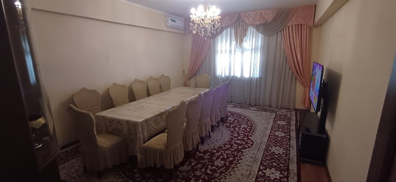 Toshkent shahar  Nurafshon ko'chasi 3 xonali kvartira sotiladi.