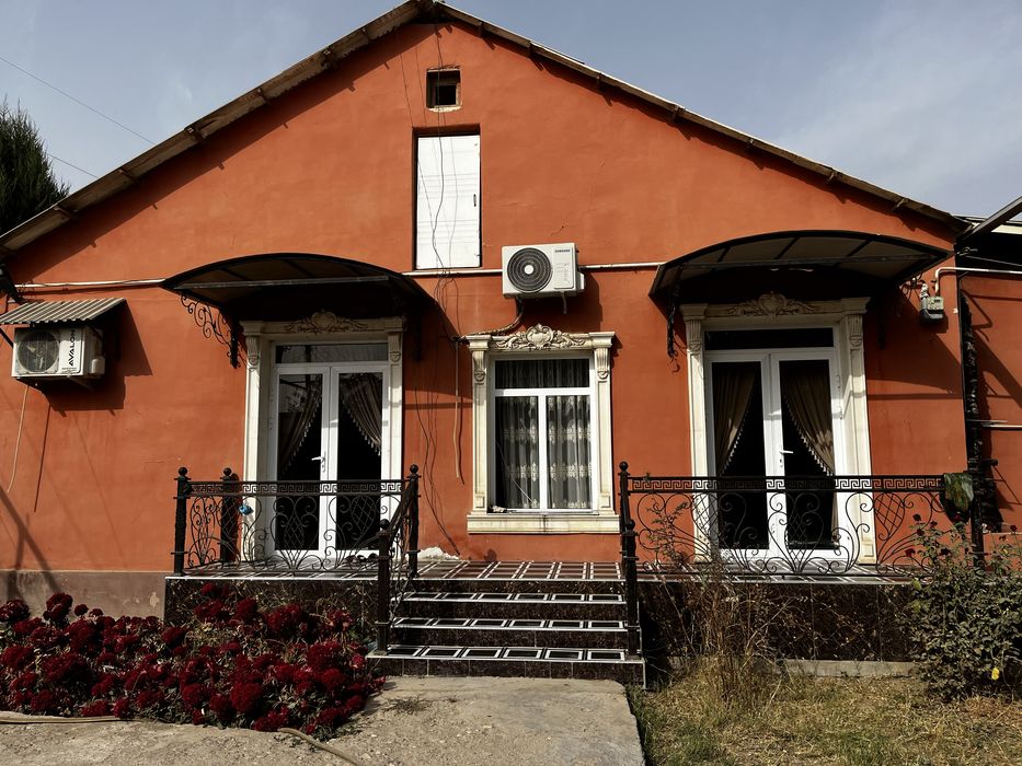 Уй сотилади срочно