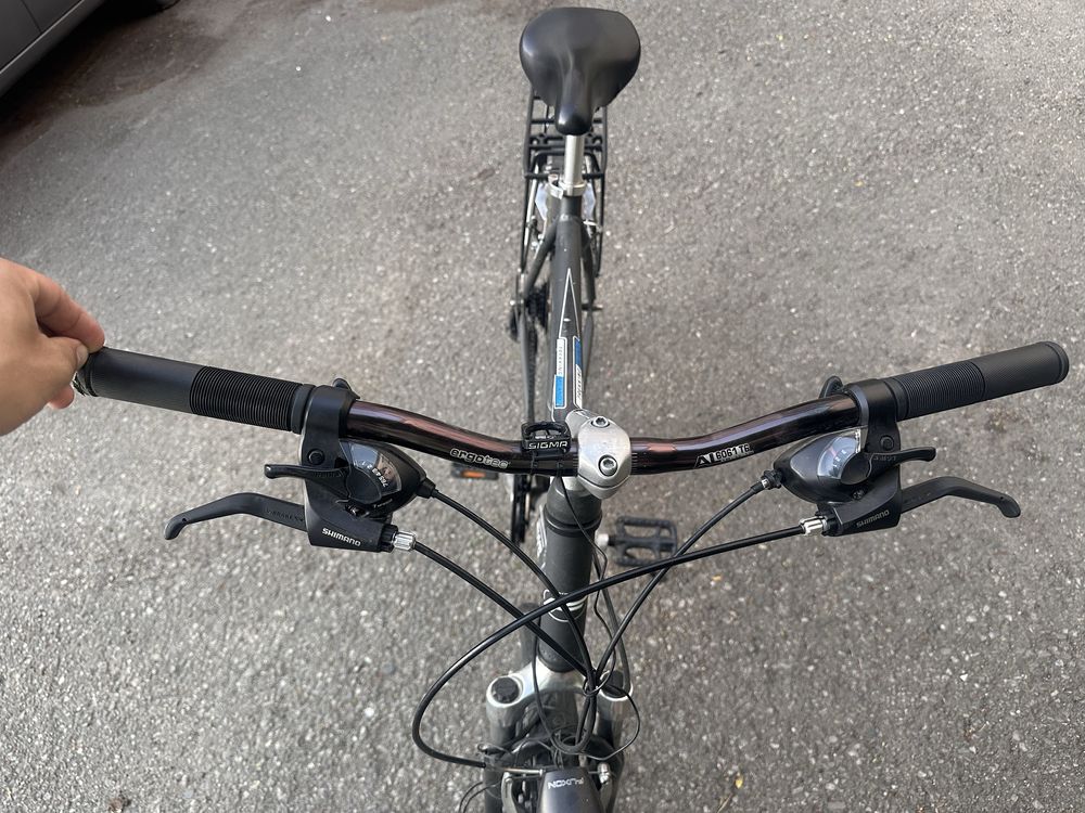 Bicicleta trekking Flyke