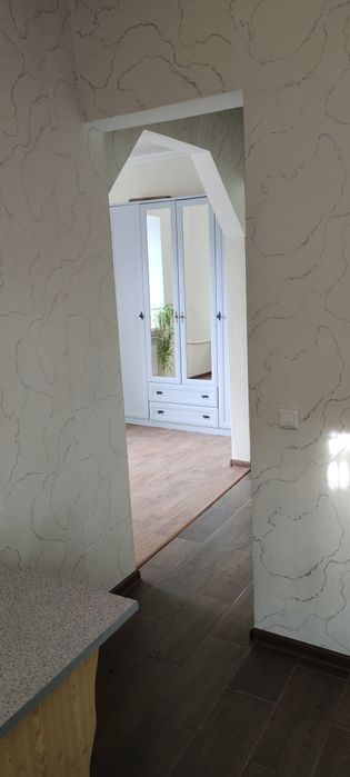 Продам полуторку в жилгородке