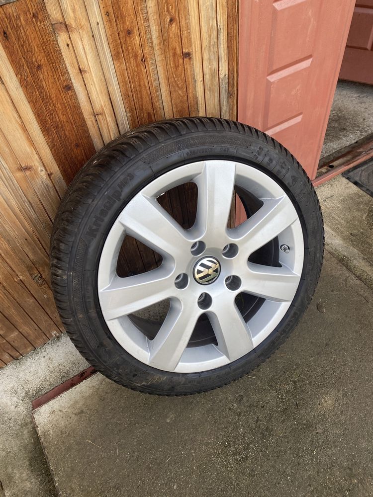 Vand jante originale vw+cauciucuri pe aceeasi dimensiune 235/65 r17