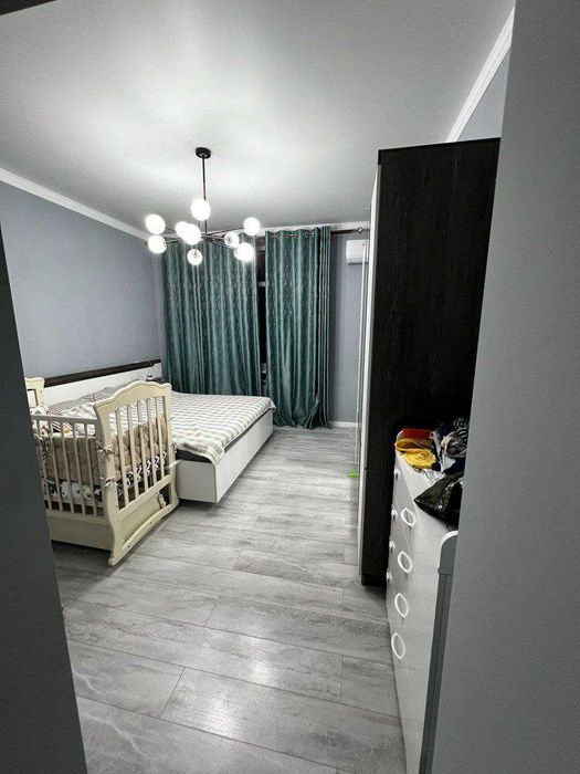 Мирабадский район 110 школа 3/2/3 72м2 VP