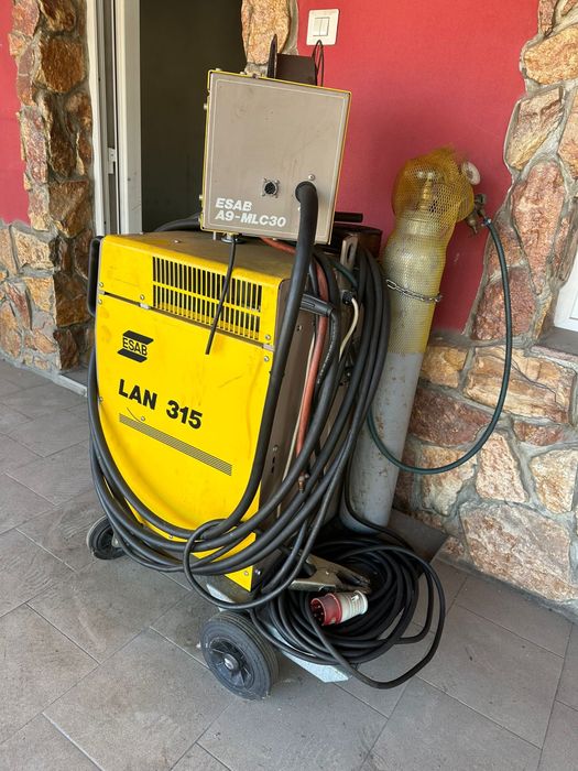 Vând aparat de sudura