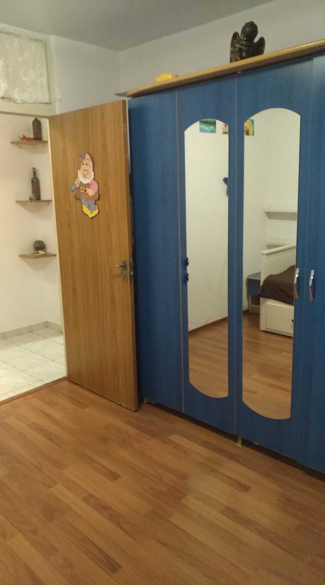 Inchiriez Apartament Dristor 2 camere decomandat