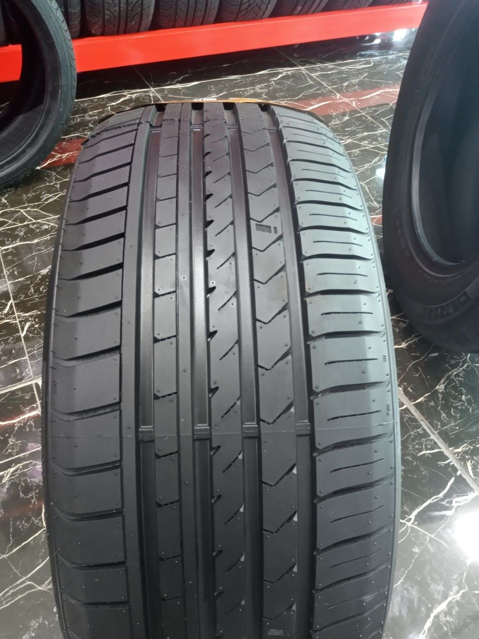 WINRUN 205/40/R17