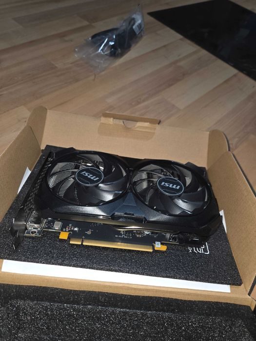 MSI GeForce RTX 4060 VENTUS 2X BLACK OC 8GB DDR6 128- bit DLSS 3.0
