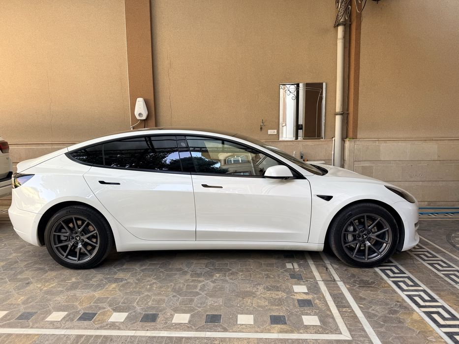 Tesla model 3 long range 2022 USA