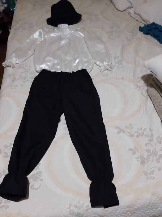 Vànd costum  om de zăpadă