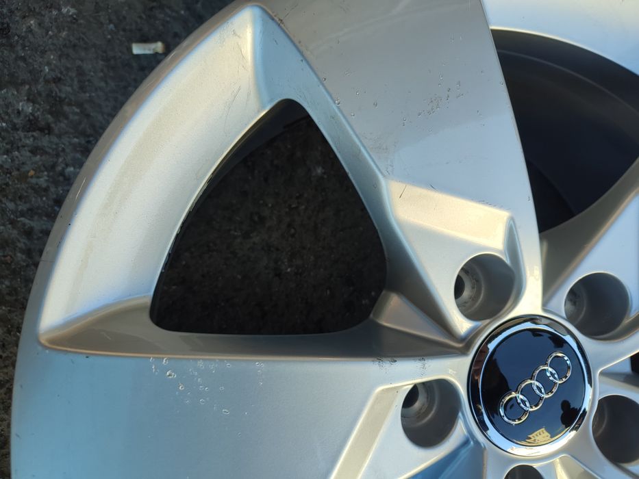 17" оригинални алуминиеви джанти за AudiA3/Skoda Octavia/Vw...