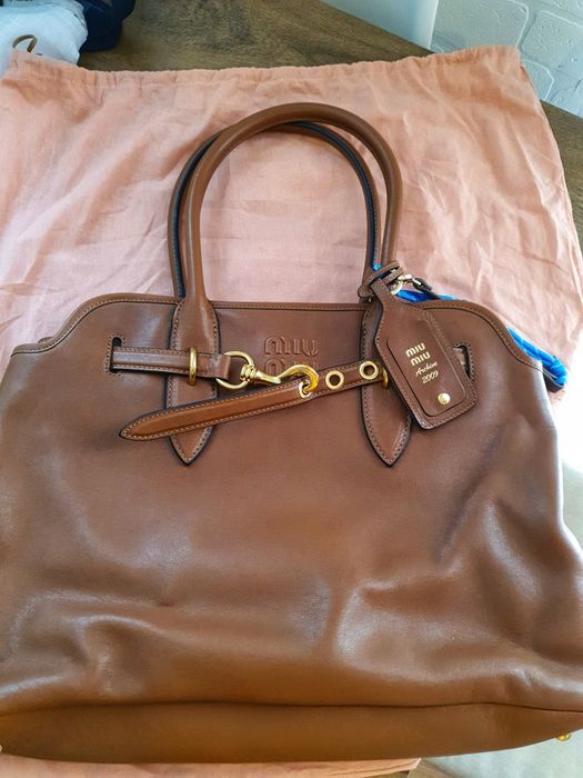 Оригинална дамска чанта Miu Miu