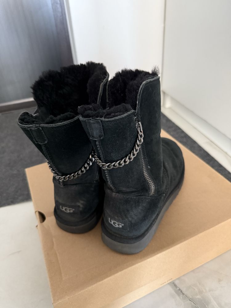 Cizme UGG classic