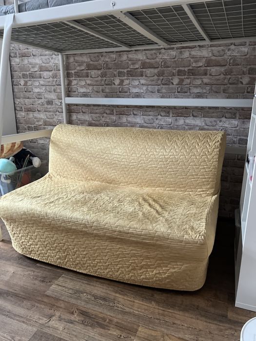 Продам диван в детскую Икея