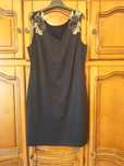 vand rochie mar. 42 culoare negru