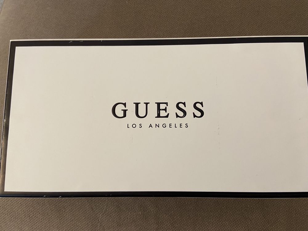 Клач/портмоне от guess