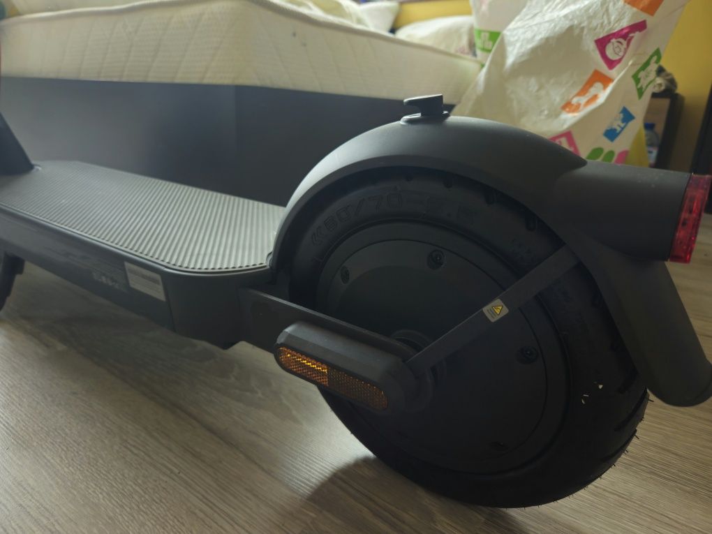 Електрическа тротинетка Xiaomi electric scooter 4 pro [2nd gen]