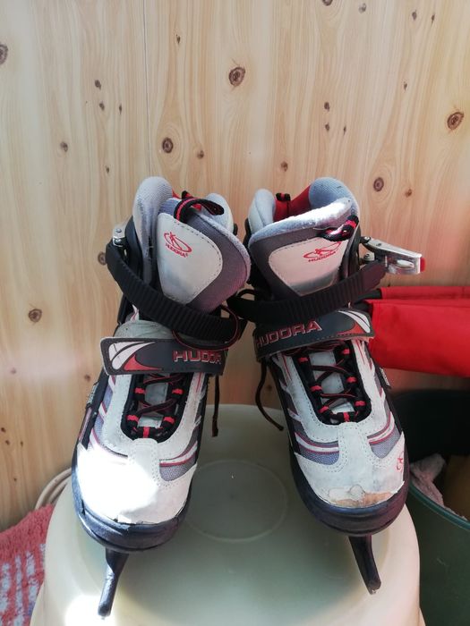 Продам фигурные коньки