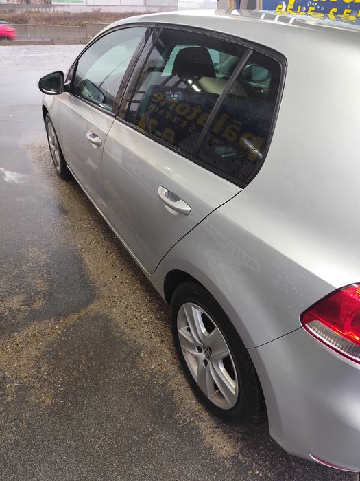 Autoturism Golf 6