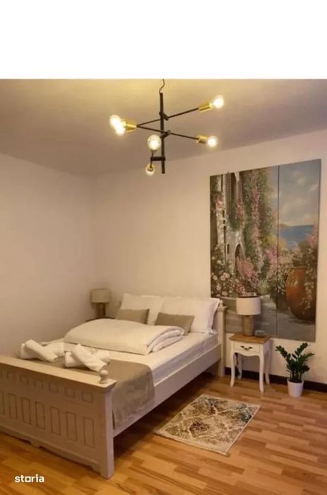 Inchiriez garsoniera moderna in Centrul Vechi – cu terasa
