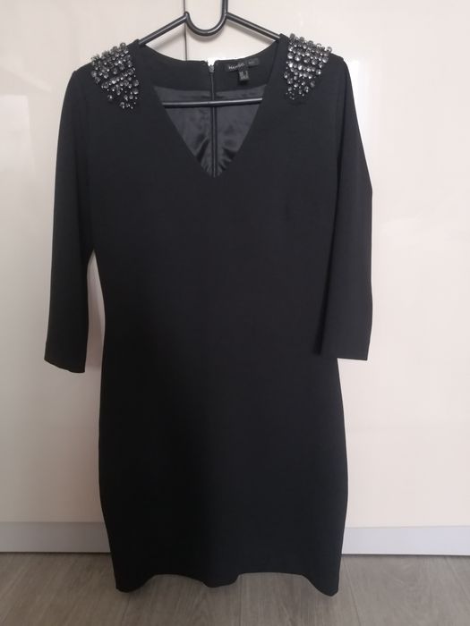 Женское платье футляр