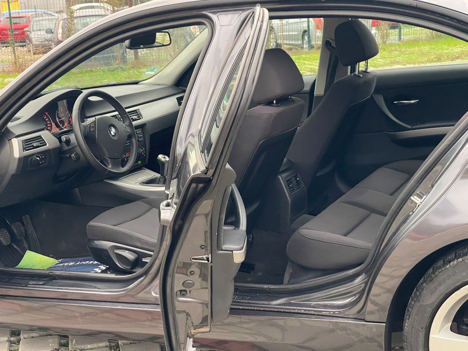 Bmw 318D•2007•Variante•Rate•Finantare•