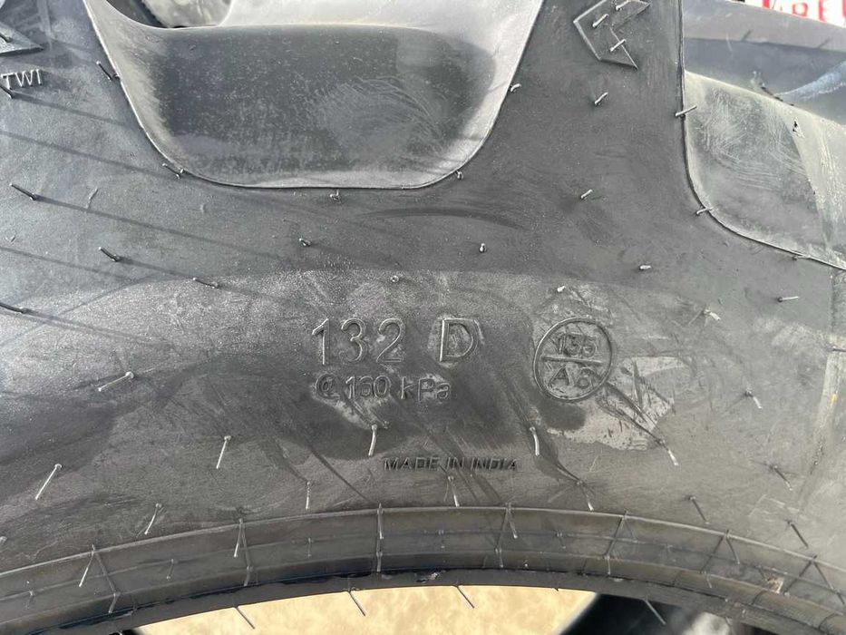 Anvelope noi radiale 340/85R36 pentru tractor spate marca CEAT