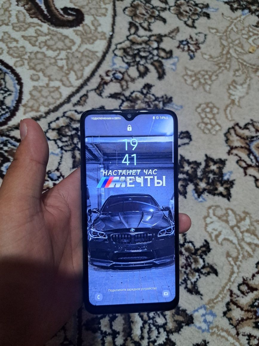 A20s sotiladi holati yaxshi