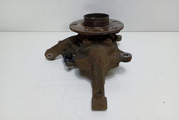 Fuzeta  stanga fata Opel Vivaro B seria