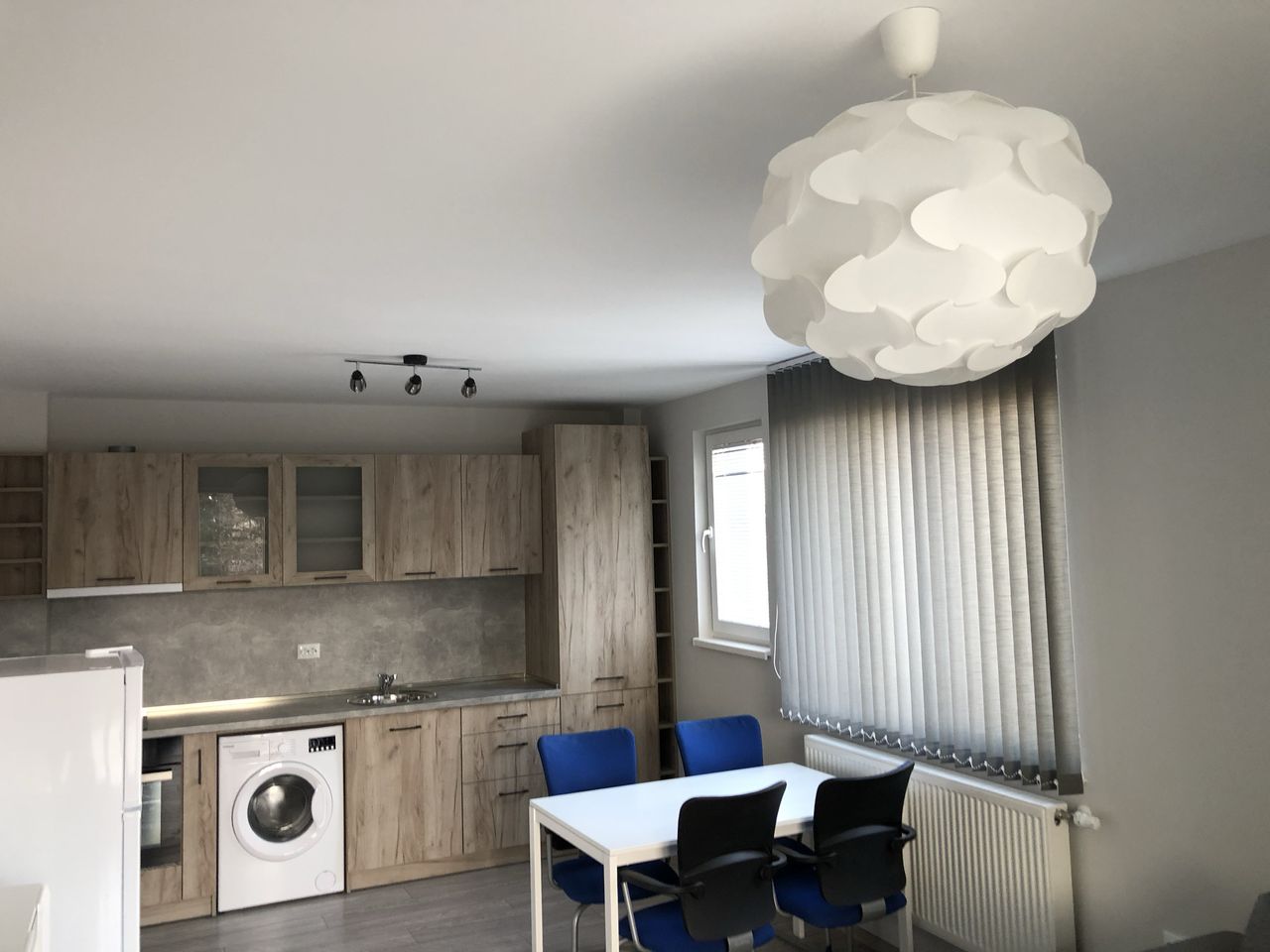Дава се под наем Двустаен апартамент в Костинброд - 65 кв.м за 382.5 € - Снимка #6