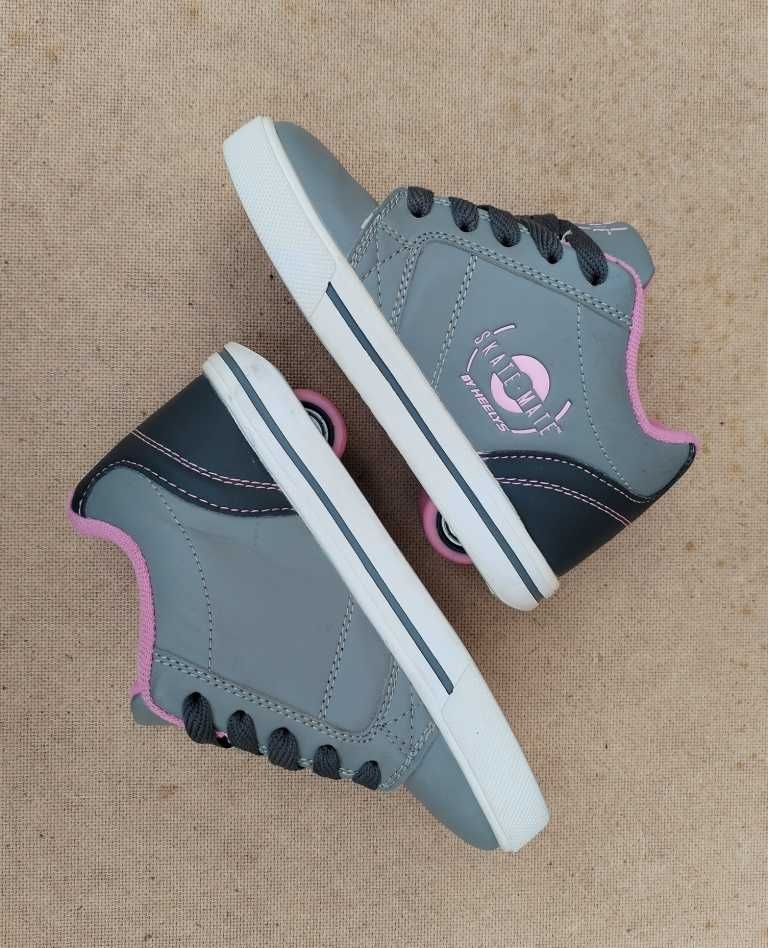 SkateMate by Heelys детски скейт маратонки ролери с колелца на петите