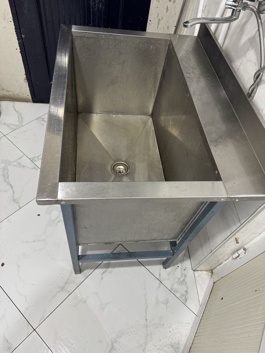 Раковина из нержавейки