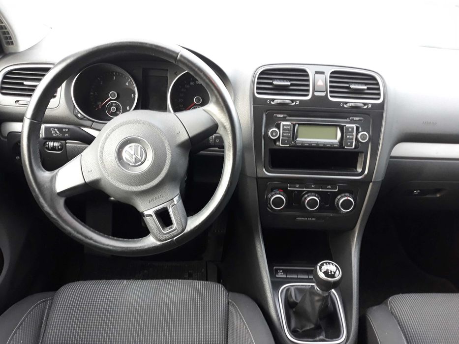 Vand Golf 6 Diesel 1.6  CASH sau RATE