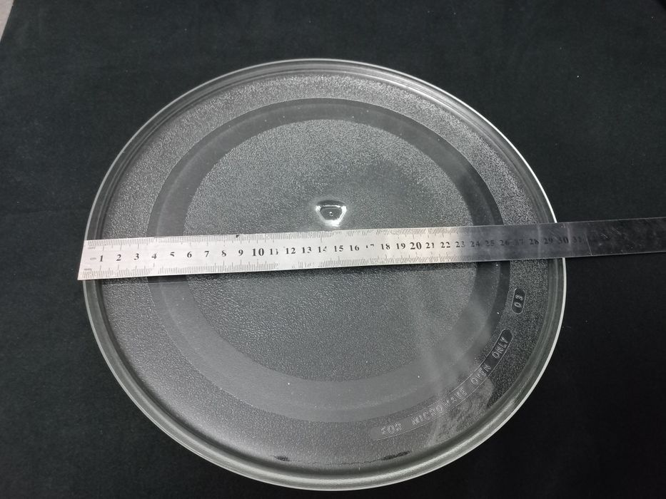 Продаётся тарелка для микроволновой печи.