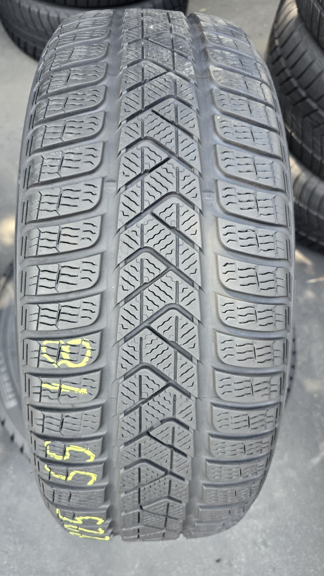 2 anvelope iarnă Pirelli 225/55/18 - transport inclus