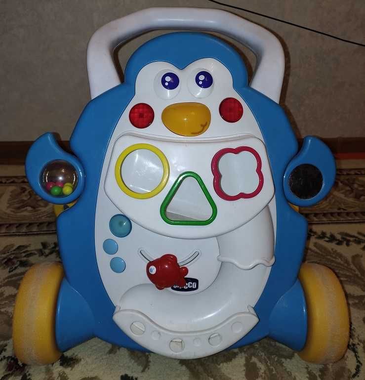 Продается ходунок - игровой центр Пингвин Chicco