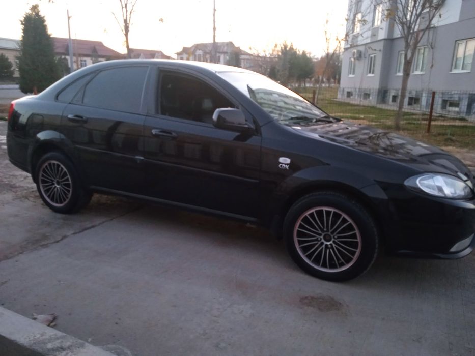 Gentra sroshni sotiladi