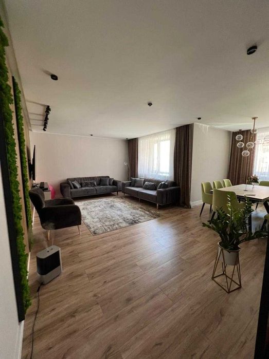 3 комнатная квартира ЖК 5 Звезд