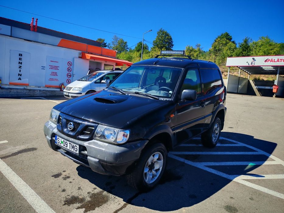 Vând Nissan terrano2