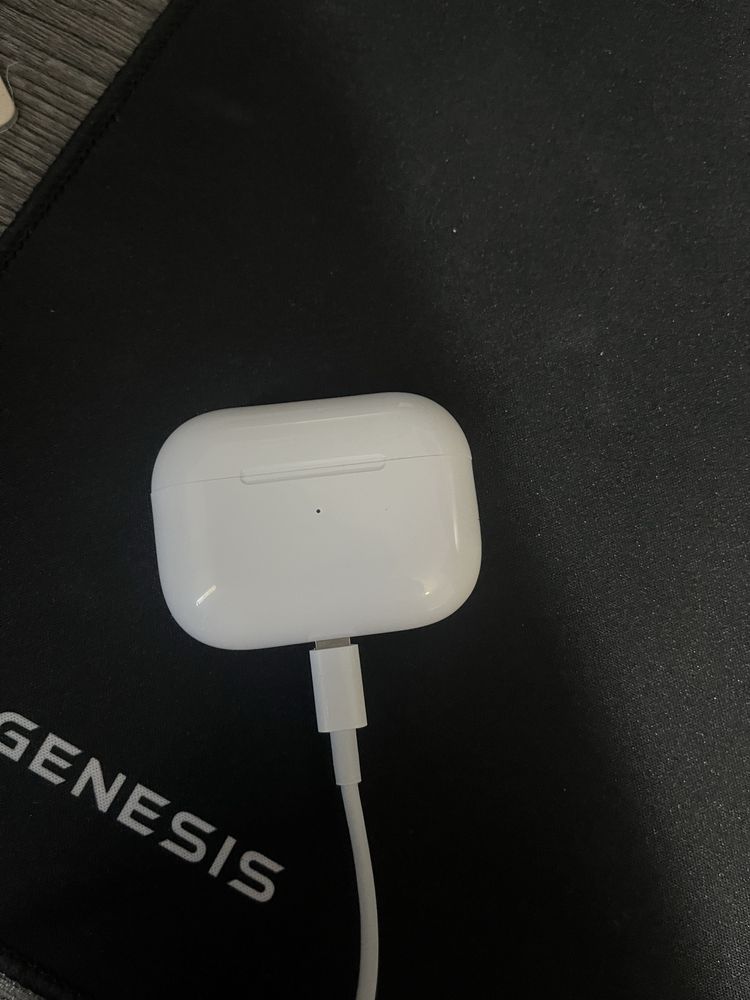 Airpods Pro 2.