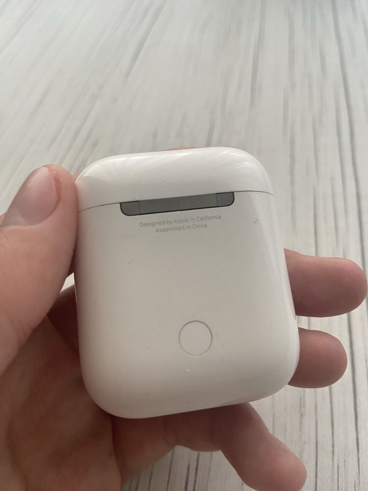 Кейс Airpods 2 оригинал