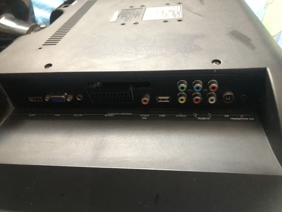 Tv cu dvd incorporat 150 lei