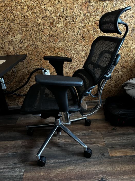 Ергономичен офис стол ERGOHUMAN