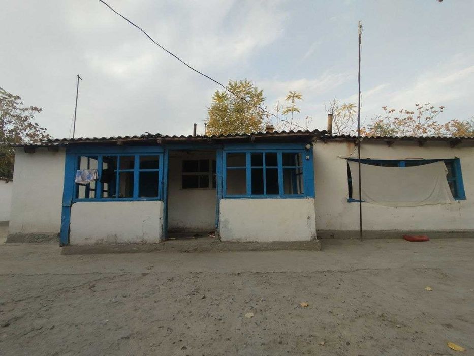 Sotiladi 7 xonali uy – Bekobod tumani, Bo‘ka tumani