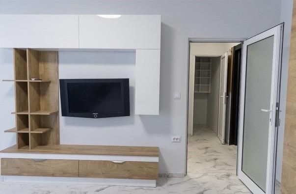 Дава се под наем Двустаен апартамент в Варна, Възраждане 1 - 65 кв.м за 525 € - Снимка #3