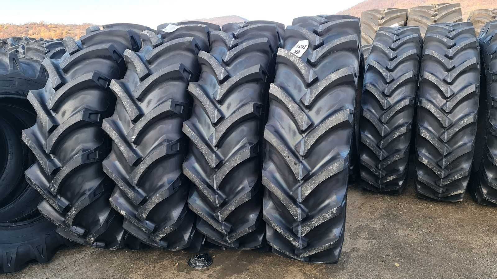 Cauciucuri noi 16.9-34 GTK 14PLY anvelope tractor spate