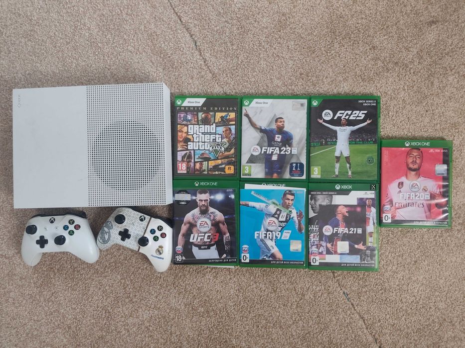 Приставка XBox с играми