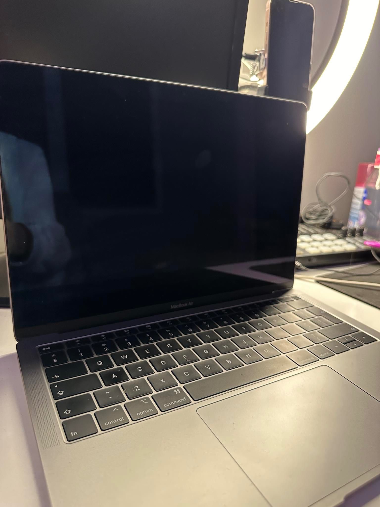 MacBook Air 2019-Retina 13 inch