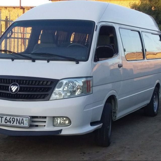 Foton mikroavtobus  sotiladi