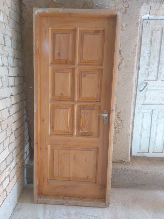 Eshiklar sotiladi 1 tabaqali obshiy 4 ta eshik