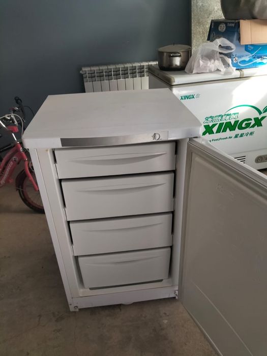 Продается морозильная камера