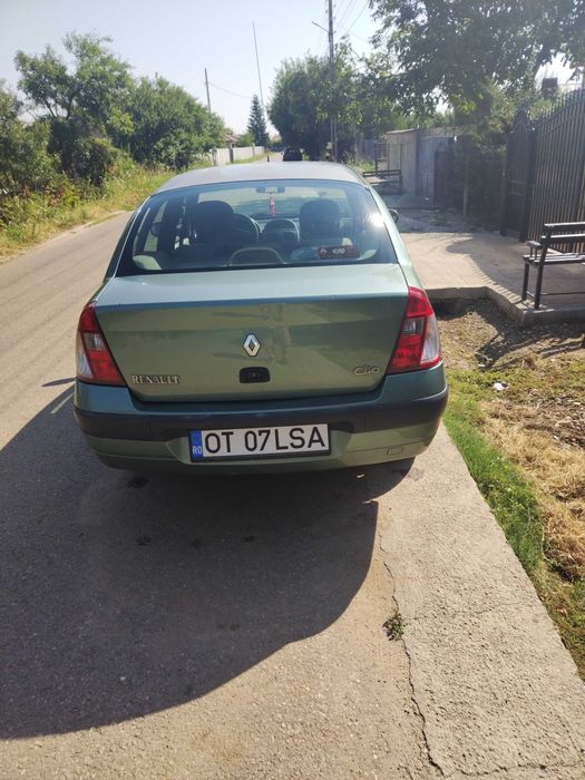 Renault clio 2 1.4 8v